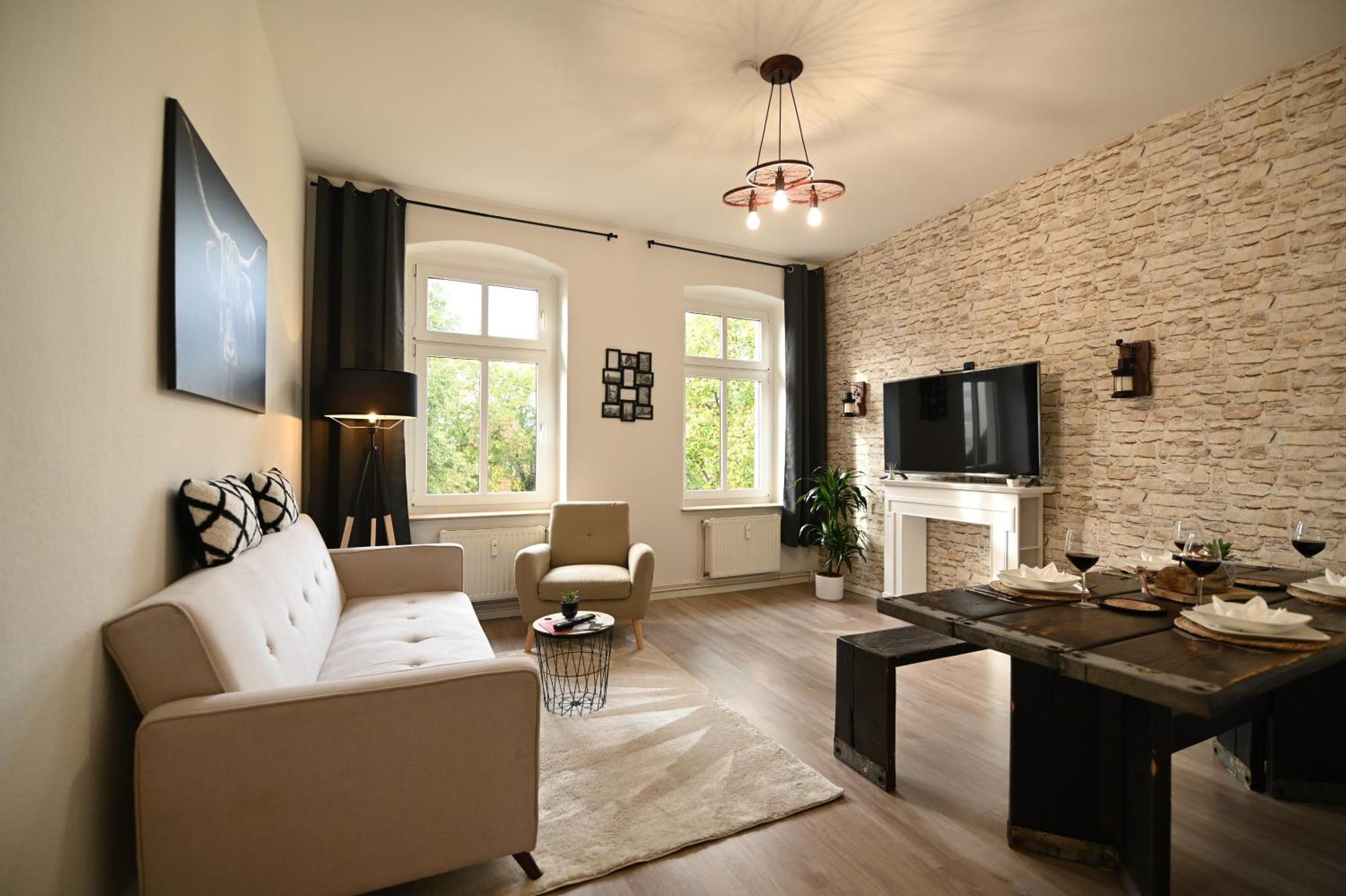 Dessaus Motto Appartements! Solo - Paerchen - Familien - Gruppen Zewnętrze zdjęcie